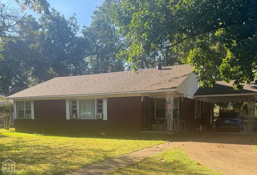 900 Josephine St, Newport, AR, 72112-2804 | Card Image