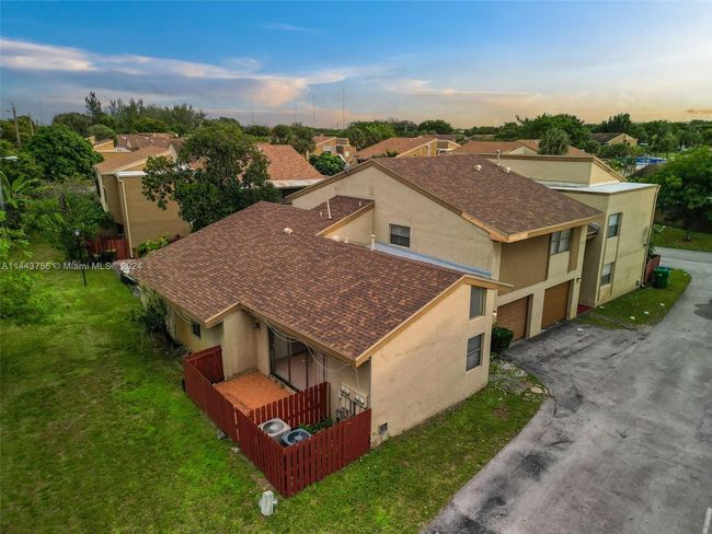 a-16 - 8416 N Missionwood Cir, Townhouse with 3 bedrooms, 2 bathrooms and null parking in Miramar FL | Image 21