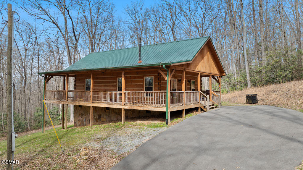 Residential in Cosby 3