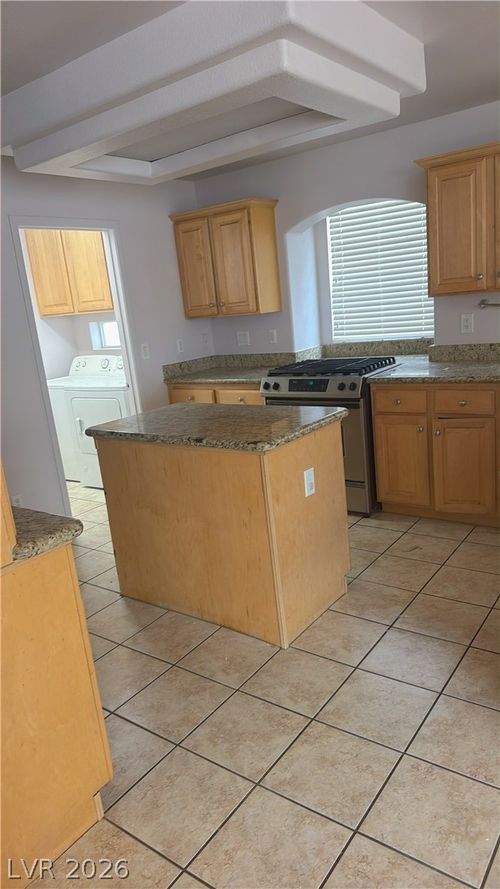 7623 Ribbon Garland Ct, Las Vegas, NV, 89139-5411 | Card Image