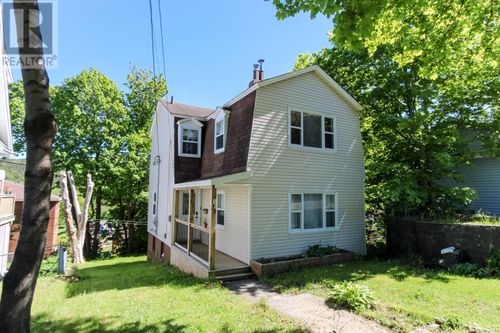 175 Topsail Road, St.John's, NL, A1E2B2 | Card Image