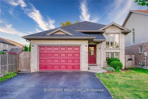 1049 Fogerty St, London, ON, N5X4M2 | Card Image