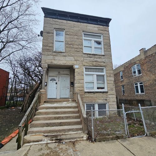 644 N Albany Ave, Chicago, IL, 60612-1004 | Card Image