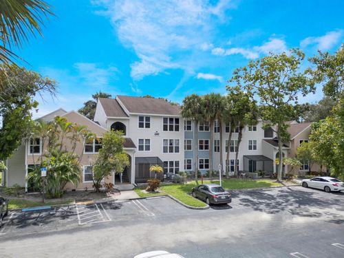 apt-13-2301 N Congress Ave, Boynton Beach, FL, 33426-8605 | Card Image