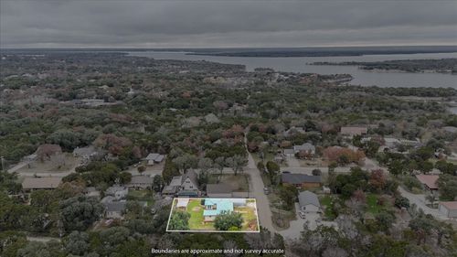 124 Lone Star St, Whitney, TX, 76692-4681 | Card Image