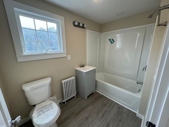 106 South St, Home with 0 bedrooms, 3 bathrooms and null parking in Proctor VT | Image 6