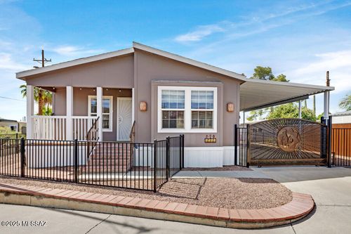 5731 W Lazy S St, Tucson, AZ, 85713-6310 | Card Image