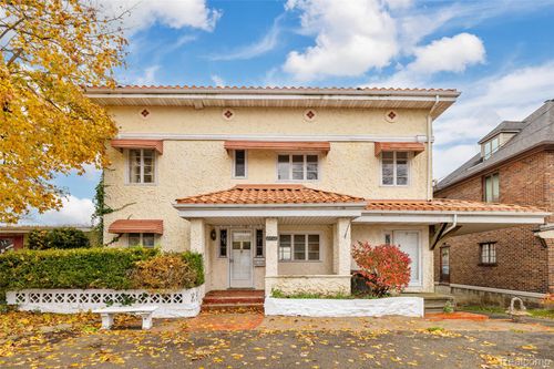 2752 Military St, Port Huron, MI, 48060-6605 | Card Image