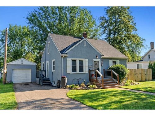 601 3rd St, NEW RICHMOND, WI, 54017-2016 | Card Image