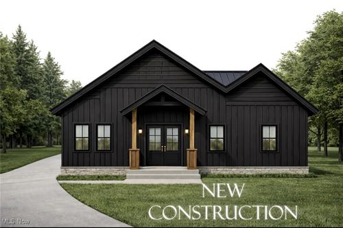 33743 Henwell Rd, Columbia Station, OH, 44028-9149 | Card Image