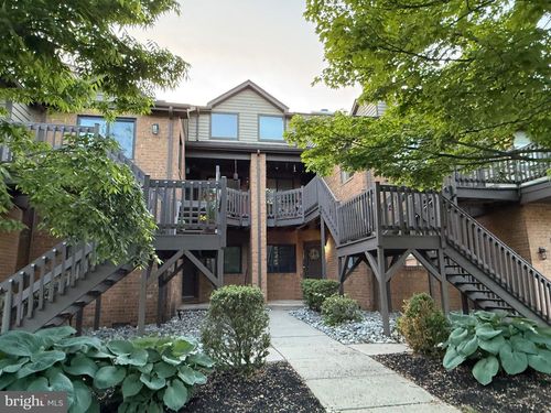 1704 Augusta Cir, MOUNT LAUREL, NJ, 08054-2766 | Card Image