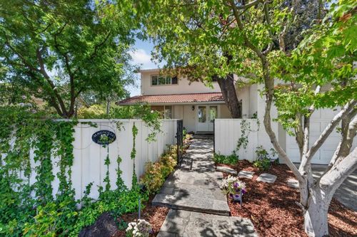 1663 Finch Way, Sunnyvale, CA, 94087-4722 | Card Image