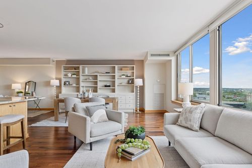 unit-1812-401 S 1st St, Minneapolis, MN, 55401-2572 | Card Image