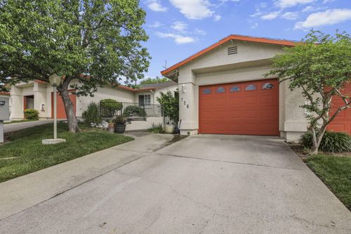 726 Stonebriar Trl, Redding, CA, 96003-2840 | Card Image