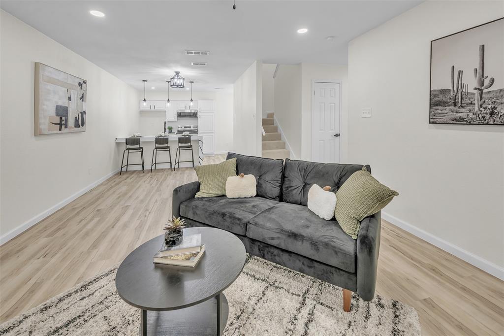 Brentwood Dr, Irving, TX 75061