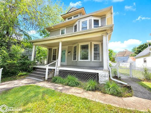 1034 N 7th St, Burlington, IA, 52601-4831 | Card Image