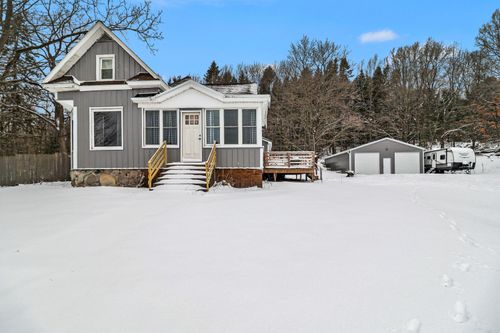 5033 1st St, New Era, MI, 49446-9608 | Card Image