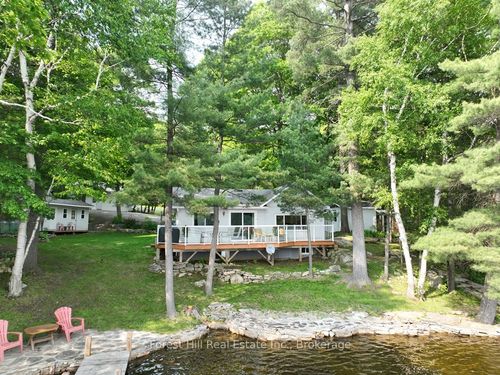1131 Buckslide Rd, Algonquin Highlands, ON, K0M1S0 | Card Image