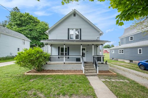 49 Arthur St, Grant, MI, 49327-9786 | Card Image