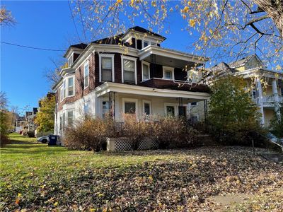 326 Roberts Avenue, Home with 4 bedrooms, 2 bathrooms and null parking in Syracuse NY | Image 2