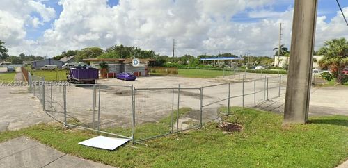 1550 Nw 95th St, Miami, FL, 33147-3257 | Card Image