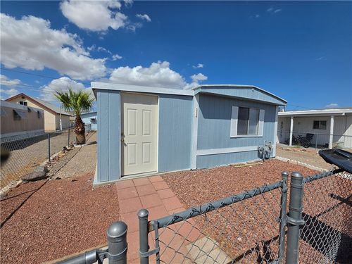 1957 Diamond Dr, Bullhead City, AZ, 86442-4953 | Card Image