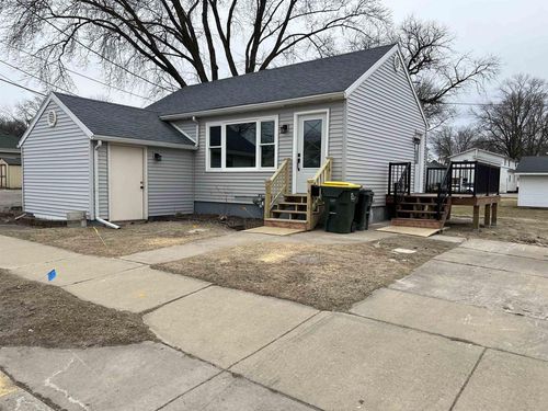 219 W 6th St, RICHLAND CENTER, WI, 53581-1658 | Card Image