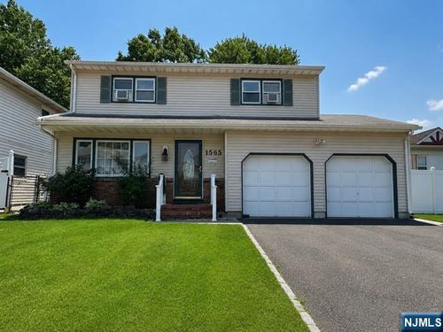 1565 Ridgeway Street, Union, NJ, 07083 | Card Image