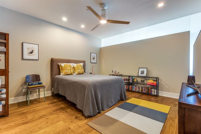 APT-1131 - 2408 Victory Park Ln, Condo with 1 bedrooms, 1 bathrooms and null parking in Dallas TX | Image 8