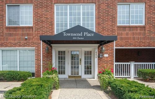 420-444 Chester St, Birmingham, MI, 48009-1474 | Card Image