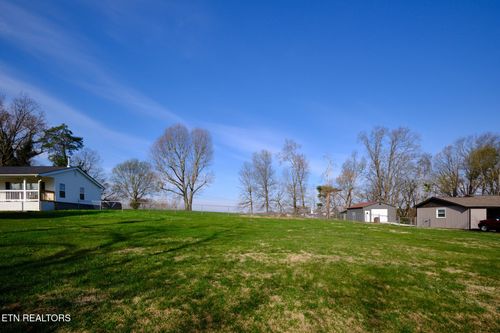 2351 Skyview Drive, Maryville, TN, 37803 | Card Image