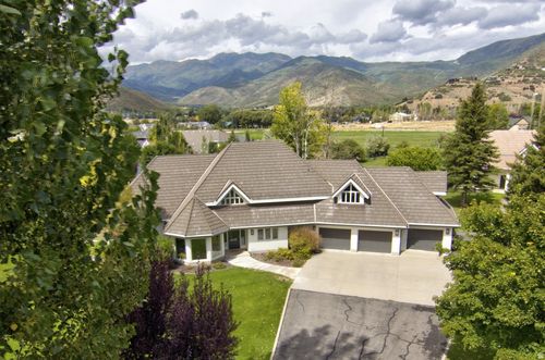 180 Farm Rd, Midway, UT, 84049-6623 | Card Image