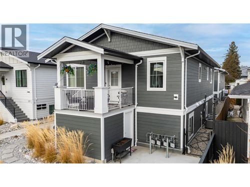 101-241 Nelson Ave, Penticton, BC, V2A2L1 | Card Image