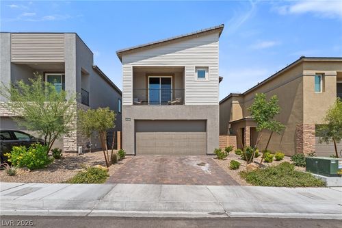 8879 Roadrunner Ravine St, Las Vegas, NV, 89166-6726 | Card Image