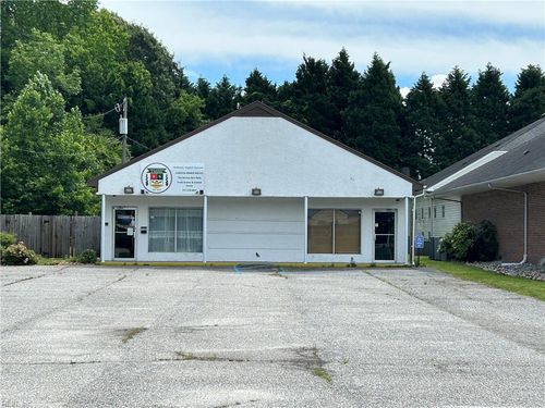 1126 George Washington Mem Hwy, Yorktown, VA, 23693-4300 | Card Image