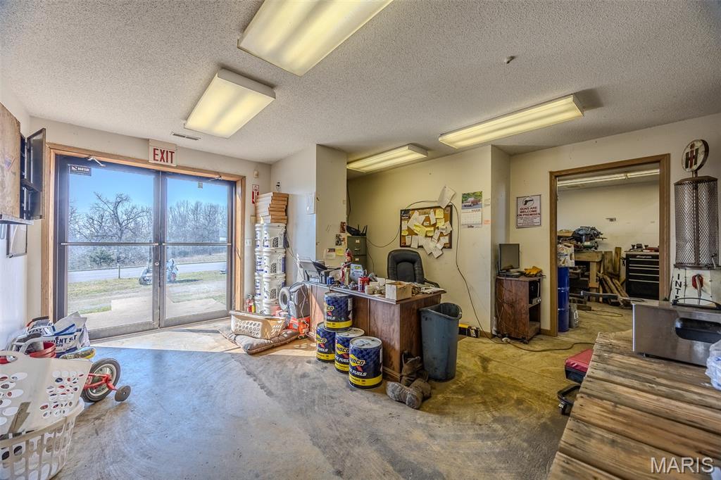 Commercial Sale in Richland 4