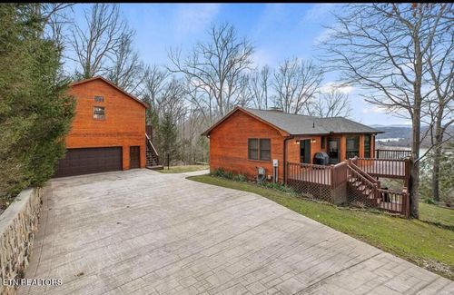 1186 Deerfield Way, La Follette, TN, 37766-6606 | Card Image