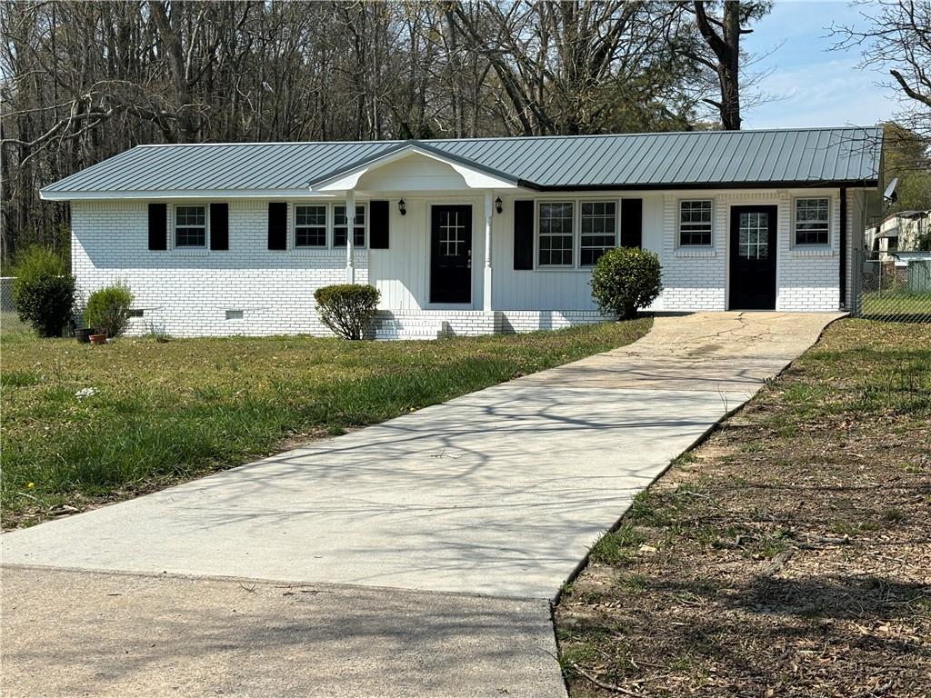 City Pond Cir, Winder, GA 30680
