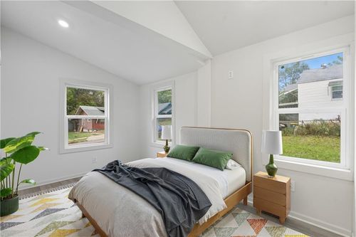 4015 Myrtle Ave, Kansas City, MO, 64130-1525 | Card Image
