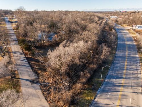 5046 Raytown Rd, Kansas City, MO, 64133 | Card Image