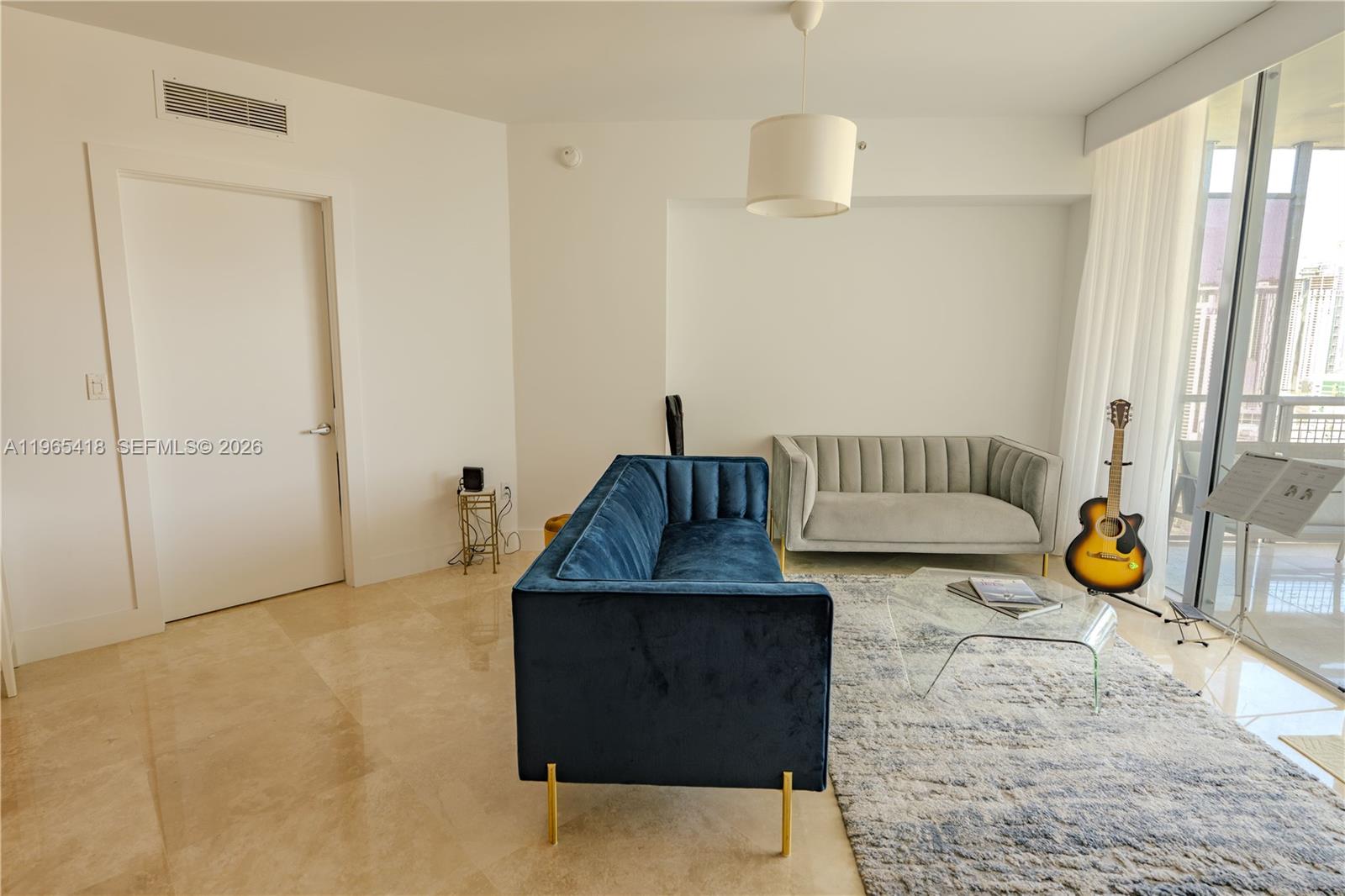 Residential Lease in Miami 4