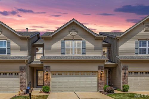 1207 Saltash Ct, Saint Louis, MO, 63129-3172 | Card Image
