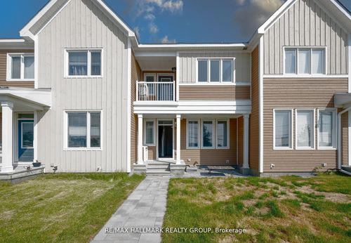 6357 Perth St, Richmond, ON, K0A2Z0 | Card Image