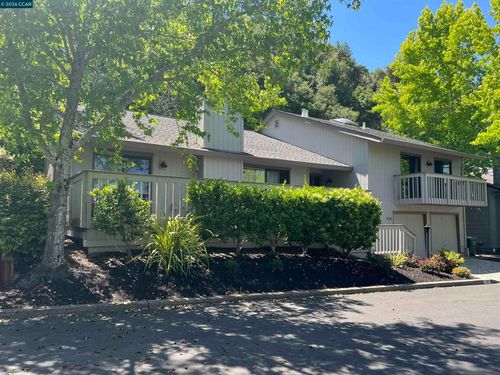114 Brookline St, Moraga, CA, 94556-1017 | Card Image