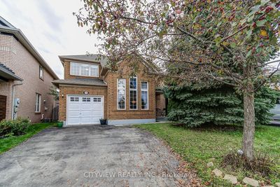 2380 Proudfoot Trail, House other with 3 bedrooms, 4 bathrooms and 3 parking in Oakville ON | Image 1