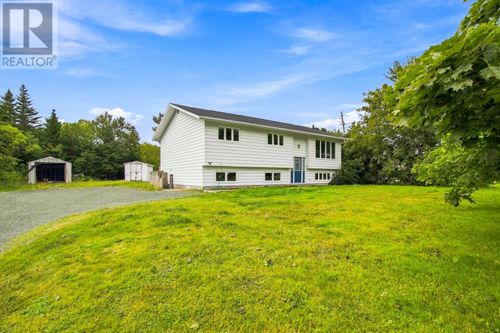 94 Deborah Lynn Heights, House with 3 bedrooms, 2 bathrooms and null parking in Paradise NL | Card Image