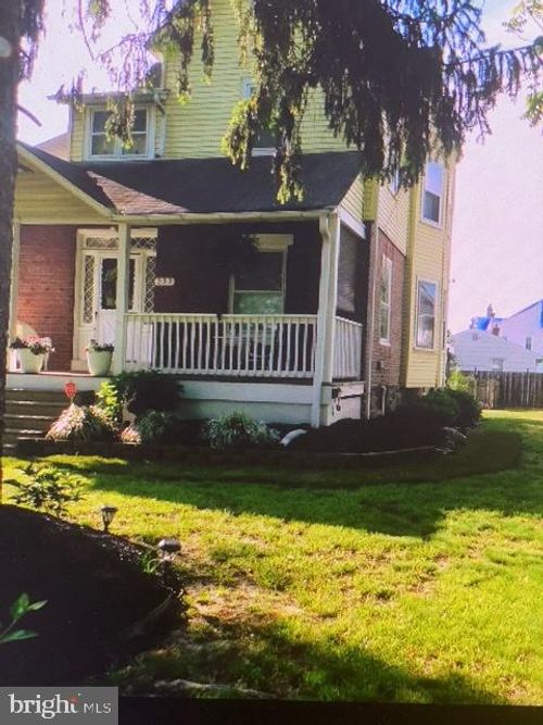 222 E Providence Rd, ALDAN, PA, 19018-4128 | Card Image
