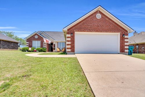 201 Chambers Creek Cir, Maypearl, TX, 76064-1721 | Card Image