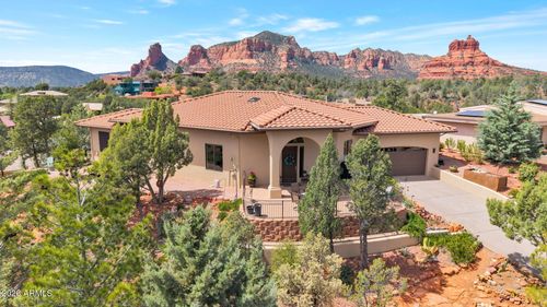 195 Pebble Dr, Sedona, AZ, 86351-8937 | Card Image