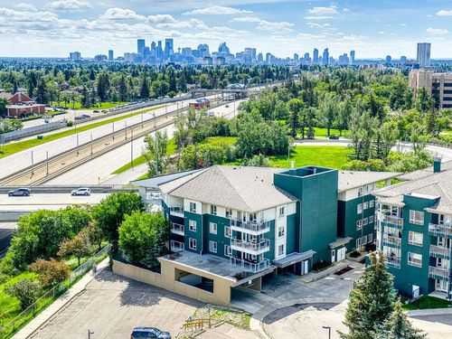 311-3101 34 Ave Nw, Calgary, AB, T2L2A3 | Card Image